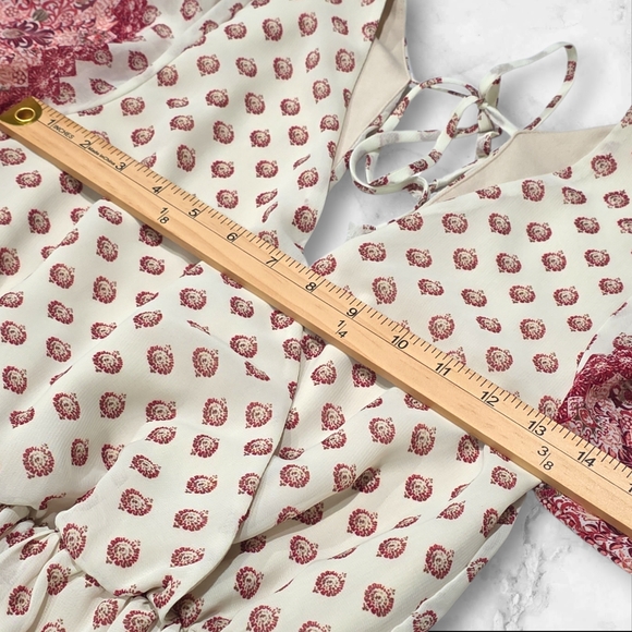 Charlotte Russe Short Sleeve Cream and Red Dress Size Small (S) C1 - Picture 9 of 9